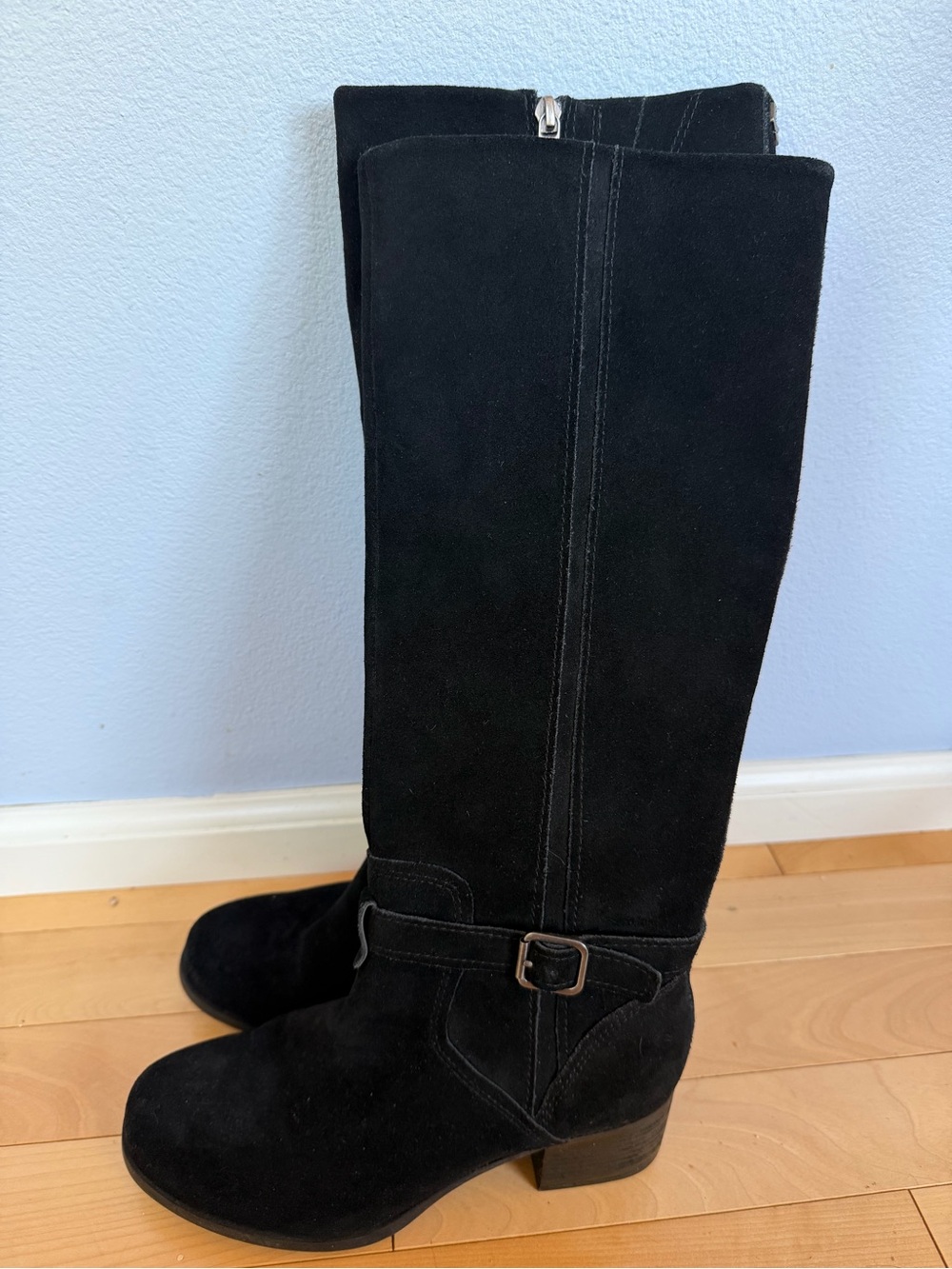 Koolaburra by Ugg Madeley tall black suede boots with block heel, size 7